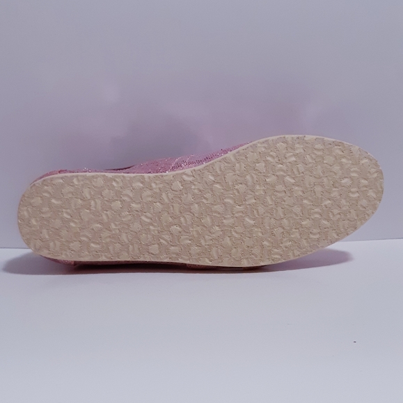 🆕 TOMS ***FINAL PRICE*** - Picture 3 of 4